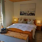 Strandhaus Alte Toepferei Middelhagen