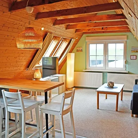 Apartment Strandhaus Alte Toepferei Middelhagen